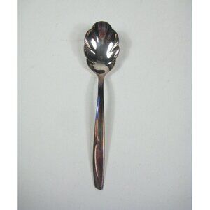Concept Pattern 1957 Vintage Silver Plate Shell Sugar Spoon Supreme Serving